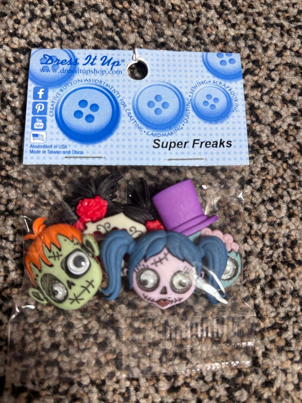 Super Freak/Jesse James ~ Dress It Up